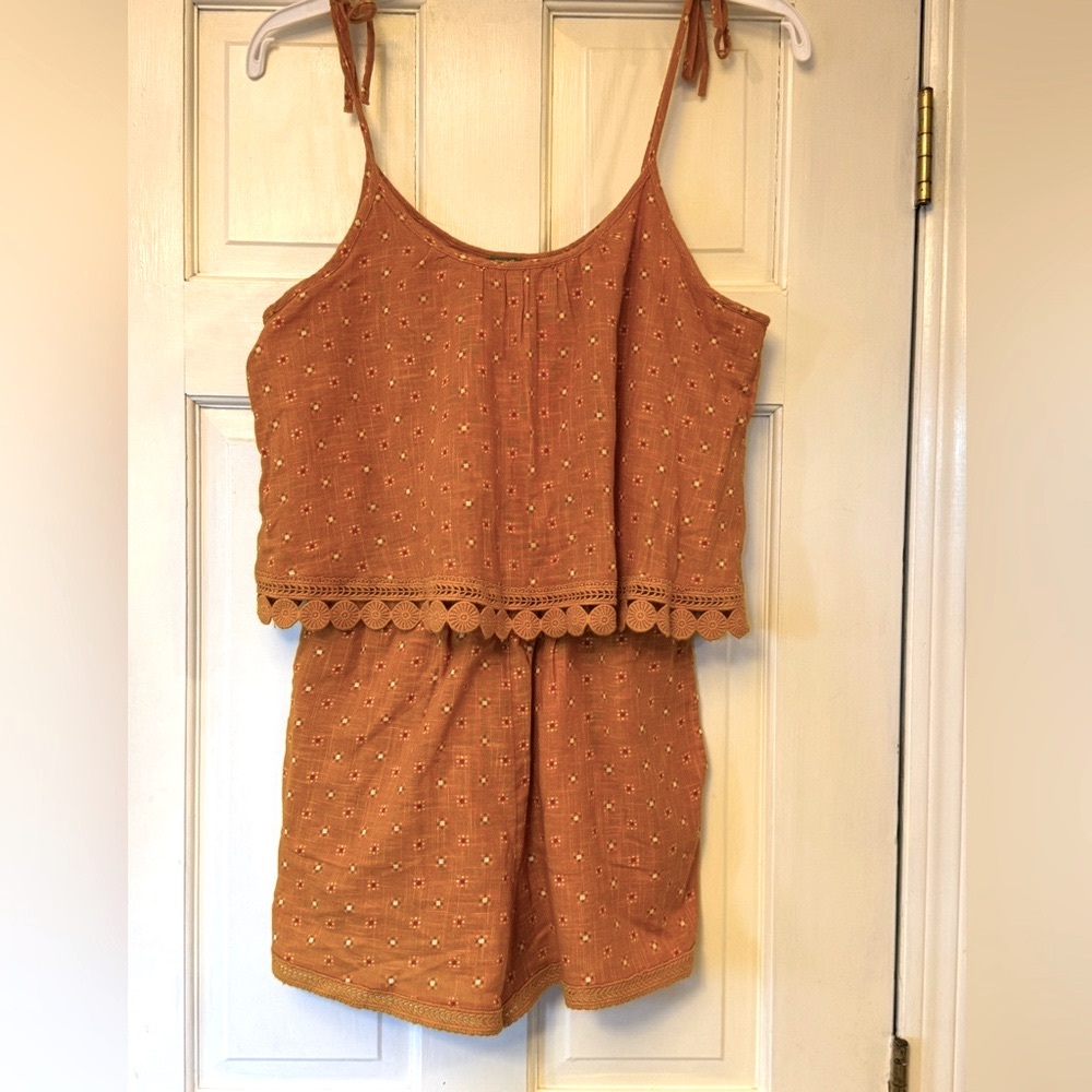 aerie‎ Rust Orange Eyelet Romper